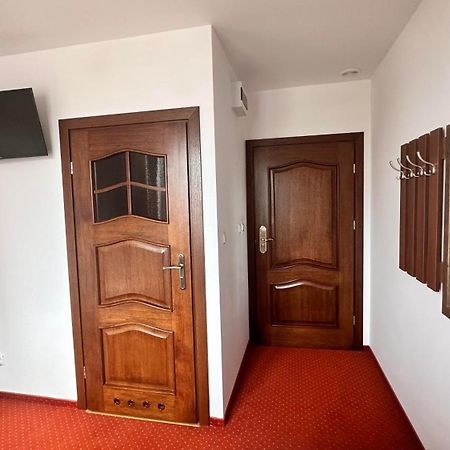Hotel "Xavier" Lubycza Krolewska Kültér fotó