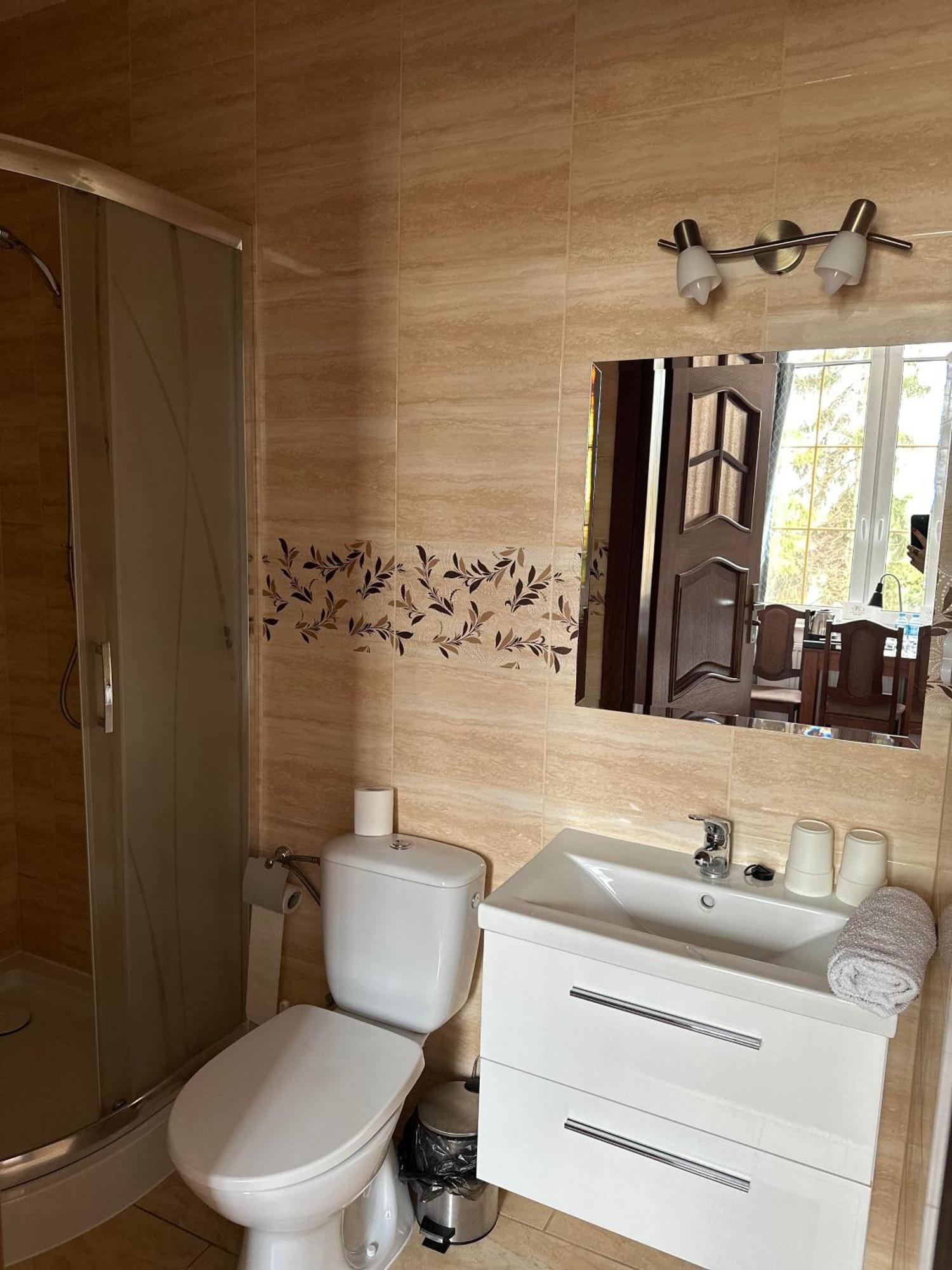 Hotel "Xavier" Lubycza Krolewska Kültér fotó